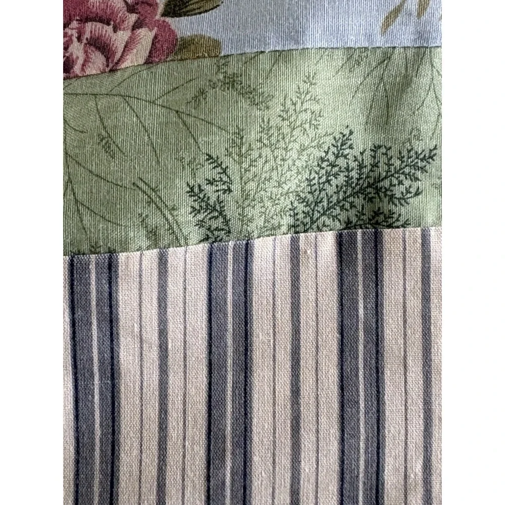 1 VTG JCPenney Blue Roses Spring Valance Floral Ticking 82